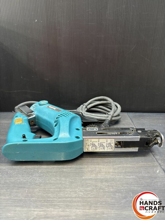 楽天市場】♭【中古品】マキタ スクリュードライバ 6830 ケース付き 