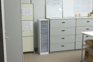 ACXI[} y^23iztAP[X LX^[t ރP[X NA MFE-1230 IRIS OHYAMA