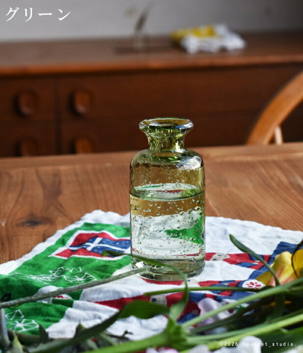 楽天市場】一輪挿し 花瓶 おしゃれ 手吹きガラスベース Bottle 4色展開