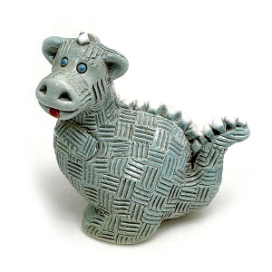 ドラゴン子供 252A陶器 動物 置物 ドラゴン 龍 竜 辰 干支 十二支 dragon 伝説 インテリア オブジェ 雑貨 おしゃれ かわいい 贈り物 プレゼント ウルグアイ製