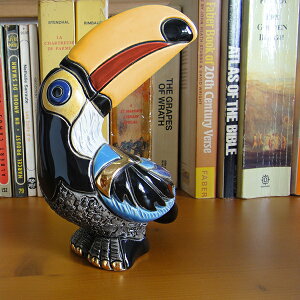 【訳あり】送料無料 オオハシ SW015※少しホールあり陶器 置物 動物 鳥 トリ とり bird 嘴 ペット インテリア オブジェ 雑貨 干支 十二支 おしゃれ かわいい 高貴 贈り物 プレゼント