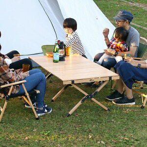 めざましテレビで紹介! FIELDOOR ウッドロールテーブル レジャーテーブル 折りたたみ 幅 120cm×70cm 木製 ウッド ピクニックテーブル テーブル ローテーブル アウトドアテーブル キャンプ アウト