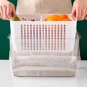 野菜 冷蔵庫トレー 水切りかご 冷蔵庫 収納ボックス クリア 冷蔵庫収納 冷蔵庫収納 ケース 蓋付き 仕切りボックス 水切り付き 透明 通気穴付き 大容量 フルーツ保存 収納 果物 収納ケース 小