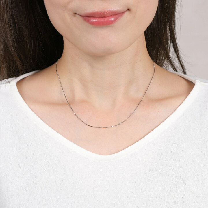 楽天市場】プラチナ ネックレス ベネチアン チェーン 45cm 幅0.7mm  