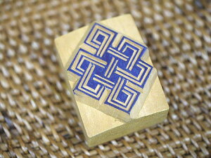 lp[̖ؒ̂͂ No.60 GL]`bNȃAWA`[tANZg̃nRł AWAG GXjbN