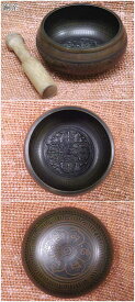 チベット仏教法具 シンギングボウル 3点セット（マシンメイド、ダブルドルジェ12cm/5メタル/木製スティック、台座(リングピロー)つき）　密教　シンギングボール　アジアン雑貨