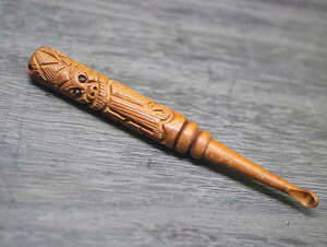 中国の白檀木工彫刻龍の耳かきその1 エスニック アジアン雑貨 ポスト投函配送選択可能です