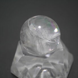 天然本水晶 レインボー水晶 丸玉 一点物 約20.2mm 台座は付属しません/天然石・置物