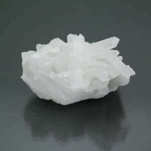 `xbgYq}NX^[ 1_ cluster-49 57.9g VR΁Eu |Xgzs