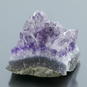 EOACYAWXgNX^[ 1_ 71g VR u  ^ ^ 