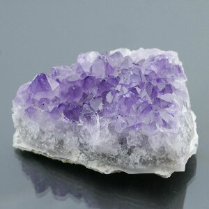 EOACYAWXgNX^[ 1_ 47g VR u  ^ ^ 