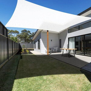 Ankuka日除けシェードサンシェードオーニングシェードUVカット紫外線98%カット2*3M長方形軽量防水性撥水耐久性洗濯可能ベランダ/廊下/庭下/庭先用ホワイト