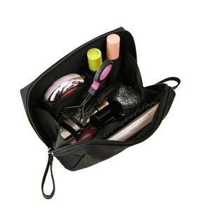 MOCOFOn̉σ|[`RX|[`yP[XubNeʃfBojeBobO