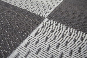 yP10{F10/24 20:00 - 10/27 09:59zO}bg 􂦂 4.5 286×286cm {   a