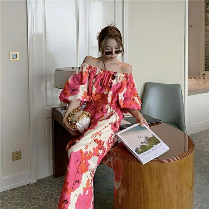 楽天市場 マキシワンピース マキシ丈 オフショル ロングワンピース 袖あり バルーン袖 バックスリット セクシー ウエストゴム 大花柄 花柄 派手 リゾート サマードレス オフショルダー 背中開き 体型カバー 夏ワンピ アロハ エスニック プリント 半袖 ビーチ フラワー 赤