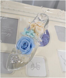 ディズニーランドのシンデレラ城☆ガラスの靴☆もちろんガラス製です☆リングピロー☆ブルー