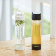 【送料無料】ハンドル付クリアボトル 550ml ボトル 水筒 ブラック レッド ネイビー ホワイト 保冷 保温 …