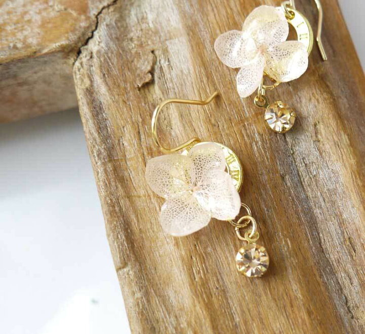 楽天市場】梅雨を元気に！ピンク紫陽花ピアス イヤリング 樹脂 