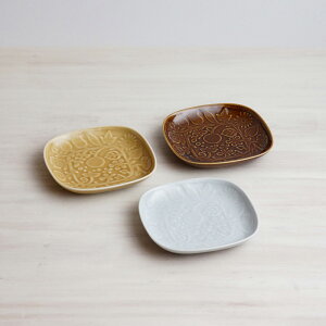 【お買い物マラソン ポイント5倍】波佐見焼  レリーフ・フラワーパレード プレート小 約15cm×15cm×H2.5cm 和山 WAZAN 北欧 おしゃれ カジュアル レトロ かわいい 食洗器・電子レンジOK はさみや