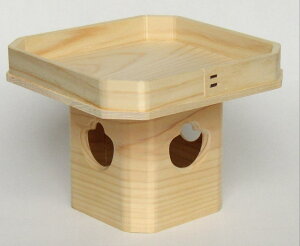 特製品 普通 三宝 (三方) 5寸 (巾約16・高13センチ) 国産 ひのき 東濃桧 材の 神具 普通三宝 神棚 祖霊舎 霊璽 の 御供 /神棚_棚板_モダン_マンション用_祀り_アパート_神社_御札_神徒壇_現代_祭壇