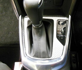 【21％OFFクーポン14-16】カーボンシート デミオ DJ3/DJ5 シフトパネル マジカルアートレザー ハセプロ マツダ LC-SPMA11