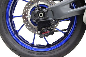 【5日前後で発送】 リアキャリパーサポート BLK MT-07 14-21/MT-09 14-20/YZF-R7 22 etc ABS含む1473016BN 4538792913278取寄品