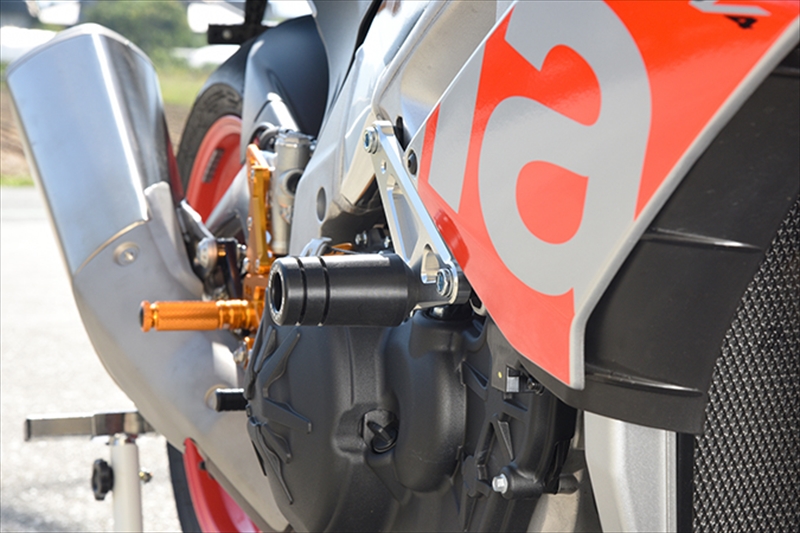 【売り切り御免！】 バイクパーツ モーターサイクル オートバイ バイク用品 外装BABYFACE ベビーフェイス フレームスライダー セール 4589981473042取寄品 最高の 17006-SA005 APRILIA TUONO V4R