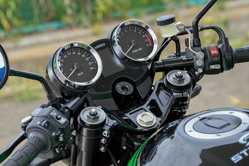 バイクパーツ 早割クーポン モーターサイクル オートバイ 魅力的な バイク用品 ハンドルジーストライカー Gストライカー セパレートハンドルキット トップ セール ハンドル黒SS-SH141BK Z900RS 4580363933833取寄品 トップ黒 18 ハンドル