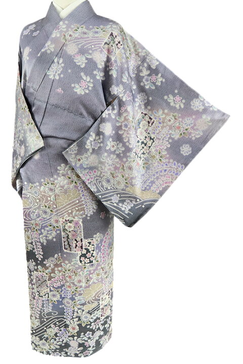 落款あり、凛とした灰白色に、墨色の暈しと艶やかな花束が美しい正絹 