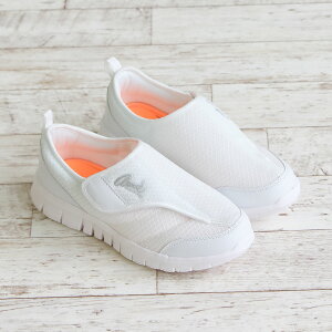 アーノルドパーマー スニーカー レディース 黒 面ファスナー ローカット シンプル 軽い運動 スポーティ オフィス履き 屋内シューズ 屋外履き リハビリシューズ 介護シューズ 屈曲性 通気性