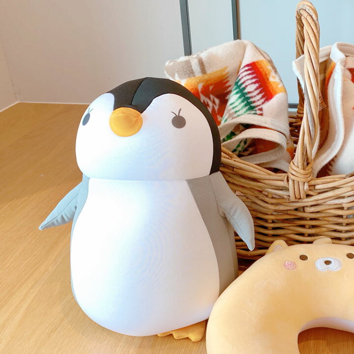 楽天市場 可愛いぬいぐるみがネックピローに クッション おしゃれ 座布団 ぬいぐるみ 猫 大きい ふわふわ くま 収納 抱き枕 トラベルピロー ネックピロー 車 子供 飛行機 首枕 枕 持ち運び 軽量 コンパクト 旅行 新幹線 ペンギン クジラ 白クマ キッズ ベビー
