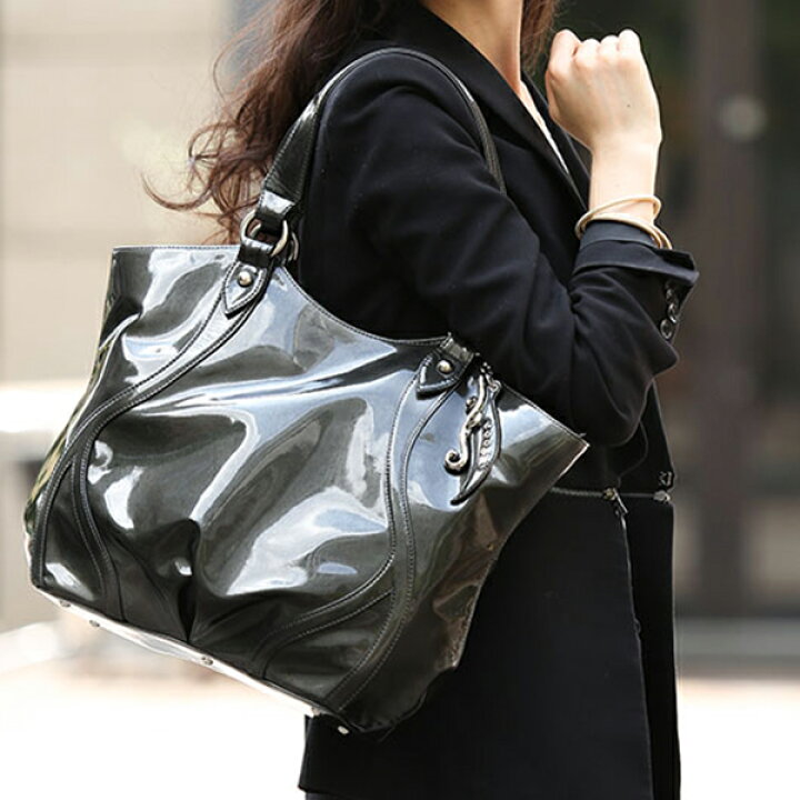 楽天市場】【cooga】しなやかな曲線をまとったA4トート『Waves  