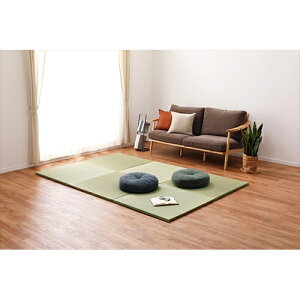  Ԃ̂łɂ u q~II F6Zbg 82×82×2.5cm