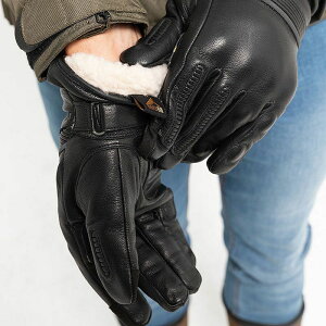 LYON MAN EC^[ U[O[u ubN oC VeB