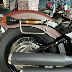 PODEROSA サドルバッグサポート 左右セット (ブラック) 【M8 ソフテイル ストリートボブ、スタンダード】LRSPT-FXBB-B