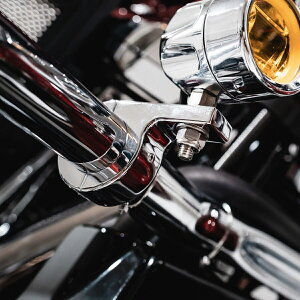 Custom Dynamics Shark Demon �t�H�O���C�g�p 1.25�C���`�G���W���K�[�h�}�E���g (�N���[��)