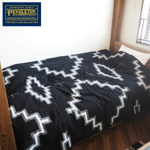 PENDLETON �y���h���g�� �u�����P�b�g ���[�u BLANKET ROBE ZE493-ZE475 �唻 �唻�u�����P�b�g �����Y ���f�B�[�X �Ђ��|�� �ѕz �傫�� �|���ѕz �A�E�g�h�A �L�����v �Ђ����� ���� �A�����J�� �l�C