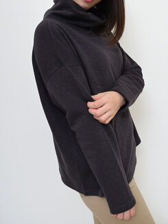 \WINTERSALE30%OFF/肩落ちねじれタートルプルオーバートップス,プルオーバー,タートル,肩落ち,ナチュラル,ハトマ定番,スラブ生地,起毛,冬のおでかけコーデ,シンプル
