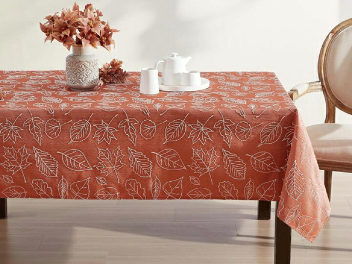 楽天市場】Laura Ashley ローラ アシュレイ 刺繍入りテーブルクロス 