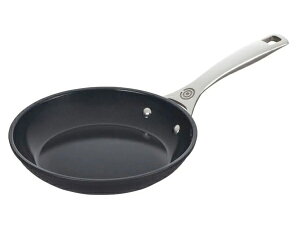 Le Creuset EN[[@20cmZ~bNEmXeBbNEtCp@(ubNj 8inch@Essential NonstickV[Y