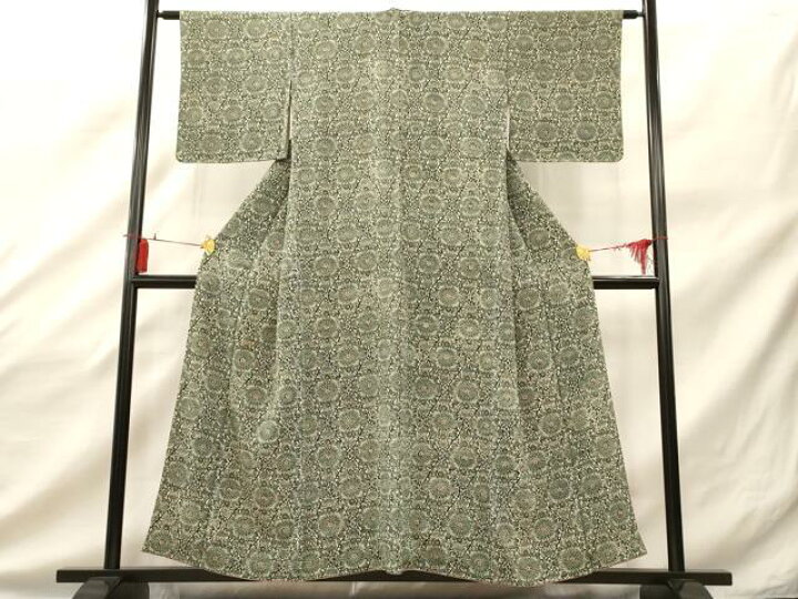 楽天市場】平和屋着物□上質な小紋 型染め 舞花文 正絹 逸品  
