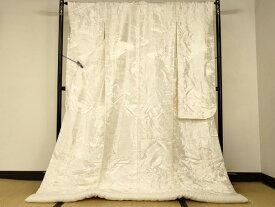 平和屋本店●白打掛　白無垢　和装　婚礼　結婚式　花嫁　神社挙式　唐織　飛鶴御所車流水文　逸品　AABM0892fw
