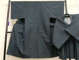 平和屋着物■男性　紬　アンサンブル　縞　反端付き　正絹　逸品　AAAV3942es
