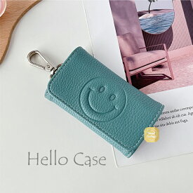 かわいいキーケース キーホルダー スマートキーケース メンズ レディース 可愛い笑顔 キーホルダー コンパクト レディース 車のカギ スマートキー 大容量収納キーケース 6連金具 男性 女性 大人 ギフト プレゼント 可愛い カギ入れ 車 鍵 高品質 長持ち スマイルフェイス