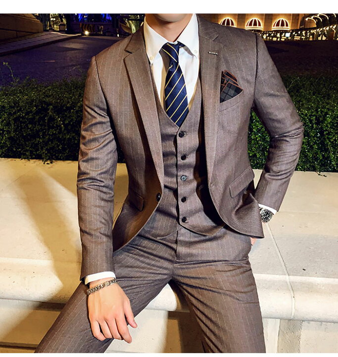 楽天市場 ストレッチ フォーマルスーツ ストライプ柄 3ピース お洒落な細身スーツ スリムスーツスーツ ベスト付き 3ピーススーツ スタイリッシュスーツ カジュアルスーツ 卒業式 パーティー 冠婚葬祭 結婚式 オールシーズン 送料無料 ハローシティー