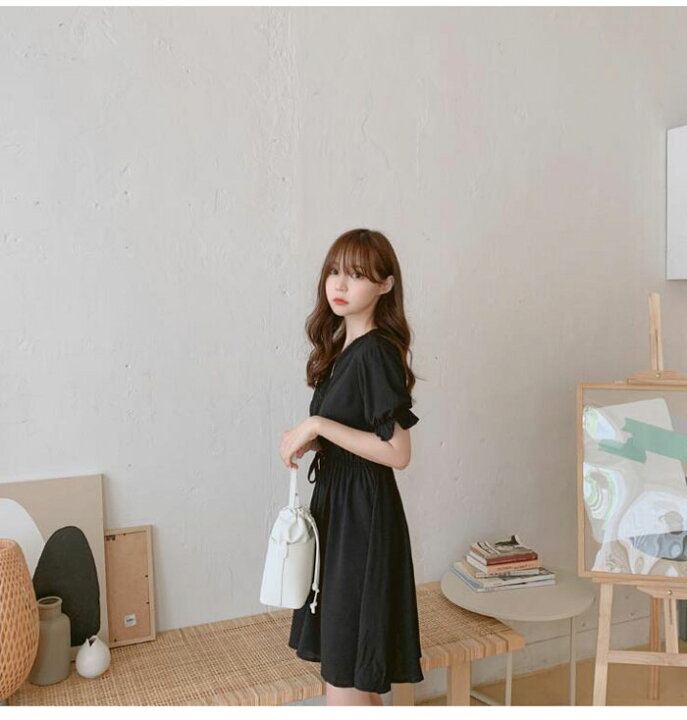 楽天市場 レディースワンピース Vネック 半袖 ワンピース エレガント 女性ワンピ 春 夏 秋 ウエストゴム 膝丈 パーティー ワンピース 白 黒 フリル 上品 レース襟ワンピース キレイめ 可愛い Aライン フレアー 夏 ブラック ホワイト S M L Xl ハローシティー