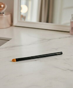 RMK/�A�[���G���P�[ �R���V�[���[�u���V