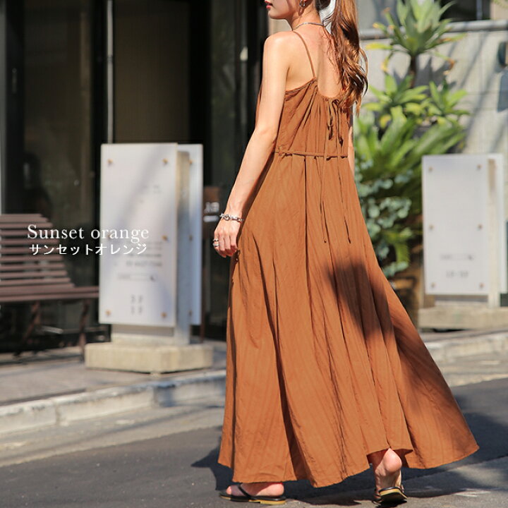 楽天市場 キャミワンピ 映える 綿100 ワンピース あす楽 キャミソール キャミワンピース ロングワンピース マキシワンピ ス ロング ノースリーブワンピース 背中開き マキシ ｖネック きれいめ 体型カバー リゾート 海 大きいサイズ 黒 白 秋 冬 Hug U Hug U