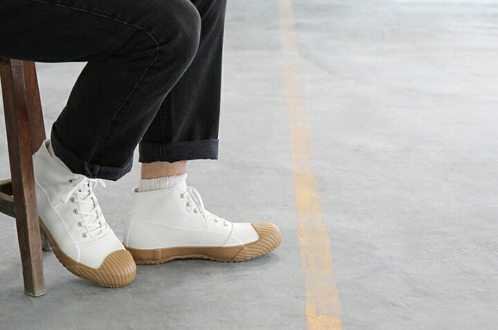 楽天市場 ムーンスター オールウェザー ホワイト ガム Moonstar Alweather White Gum Fine Vulcanized Made In Kurume ファインヴァルカナイズ ハイカット キャンバス レイン スニーカー メンズ レディース ガムソール 白 白 ガム 日本製 防水 Hi Fine