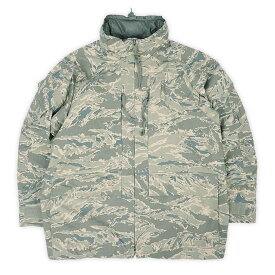 米軍実物 USAF 美品 00s APECS ABU GORE-TEX ゴアテックスパーカー ミリタリー USA ヴィンテージ アメリカ 古着 ジャケット デジタルタイガーカモ柄 迷彩 S-R【中古】